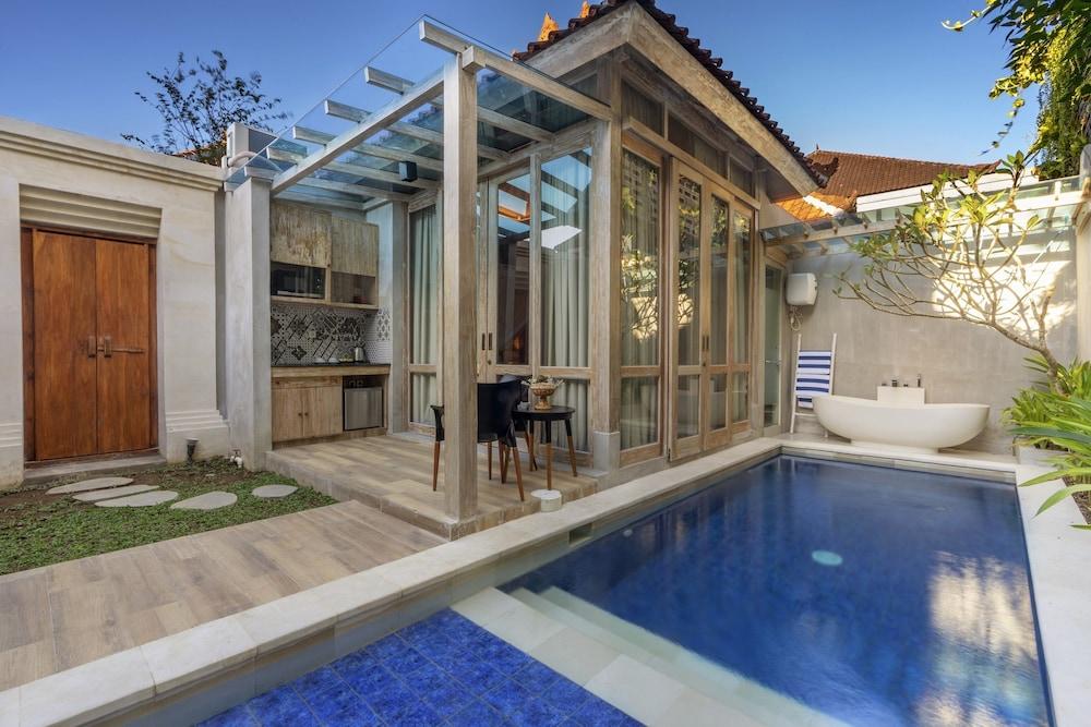 18 Suite Villa Loft At Kuta Kuta Lombok Exterior foto