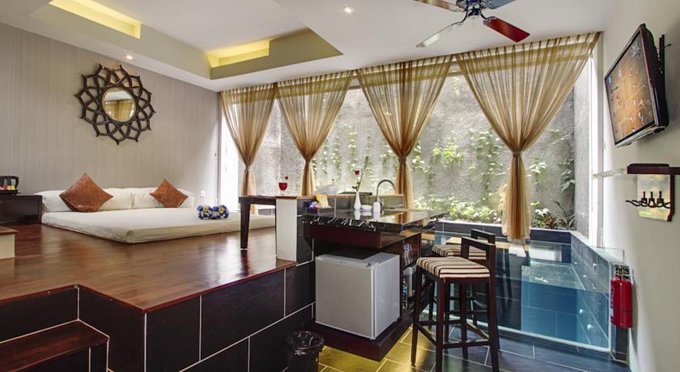 18 Suite Villa Loft At Kuta Kuta Lombok Exterior foto